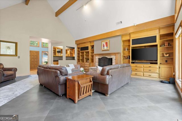 3686 Suwanee Creek Court, Suwanee, GA 30024