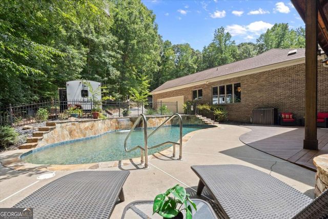 3686 Suwanee Creek Court, Suwanee, GA 30024