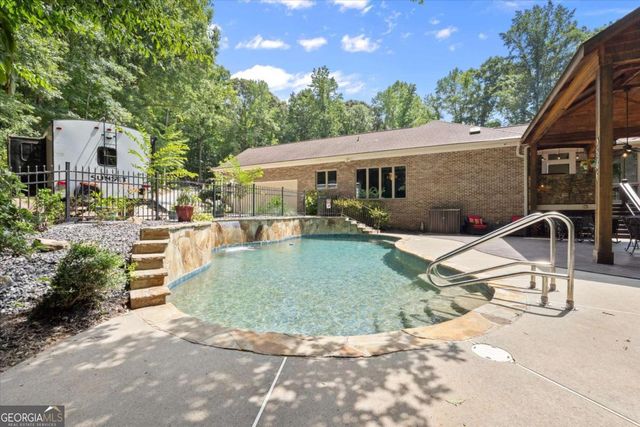 3686 Suwanee Creek Court, Suwanee, GA 30024