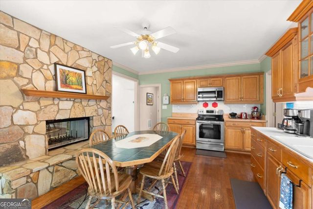 3686 Suwanee Creek Court, Suwanee, GA 30024