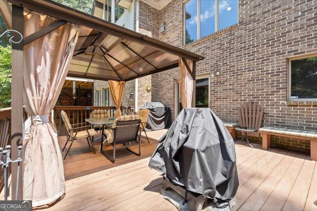 3686 Suwanee Creek Court, Suwanee, GA 30024