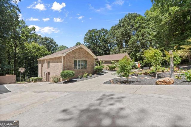 3686 Suwanee Creek Court, Suwanee, GA 30024
