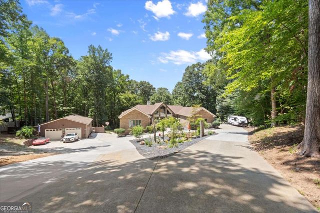 3686 Suwanee Creek Court, Suwanee, GA 30024