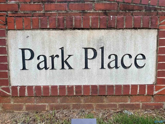 903 Parkside Court, Decatur, AL 35601