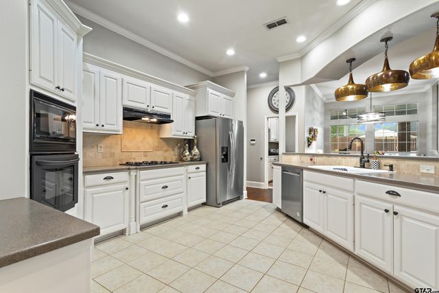 613 Steeple Ct, Tyler, TX 75703