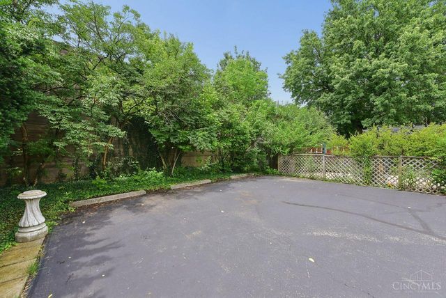 10421 Twinkle Lane, Montgomery, OH 45242
