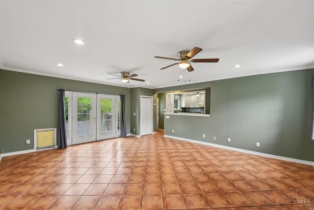 10421 Twinkle Lane, Montgomery, OH 45242