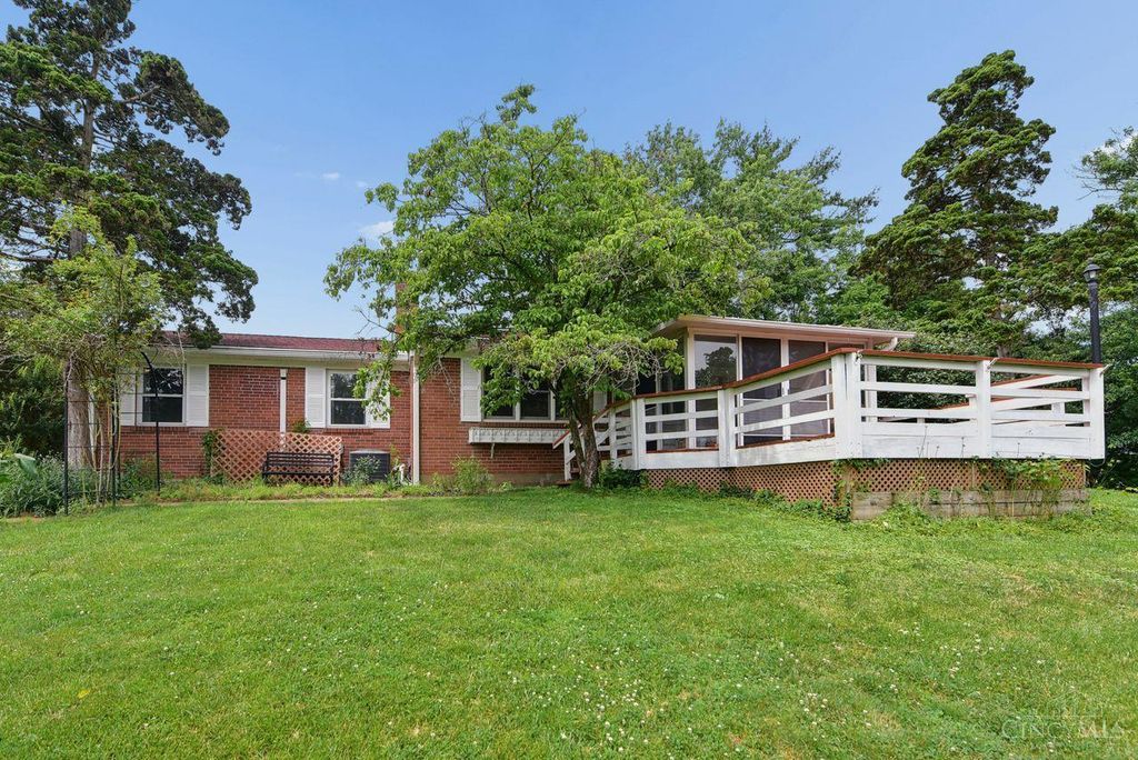 10421 Twinkle Lane, Montgomery, OH 45242