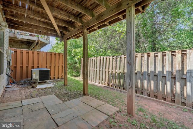21676 CALAMARY CIR, Sterling, VA 20164