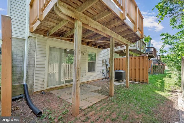 21676 CALAMARY CIR, Sterling, VA 20164