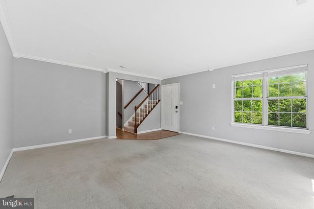 21676 CALAMARY CIR, Sterling, VA 20164