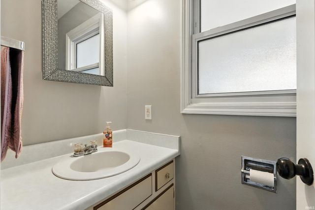 1021 Wingate Drive, Fort Wayne, IN 46845