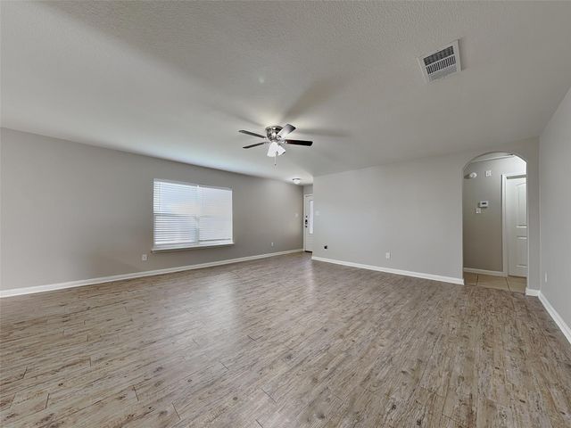 1525 Treeta TRL, Kyle, TX 78640