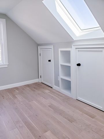 97 Trenton 2, Boston, MA 02128