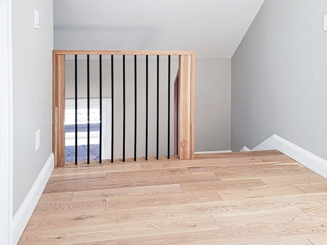 97 Trenton 2, Boston, MA 02128