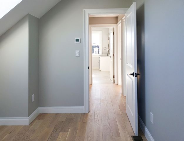 97 Trenton 2, Boston, MA 02128