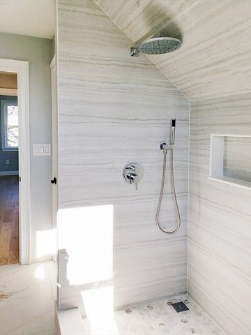 97 Trenton 2, Boston, MA 02128