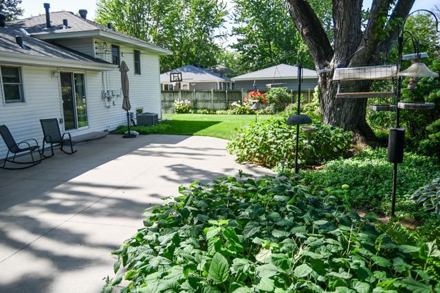 8486 88th Street S, Cottage Grove, MN 55016