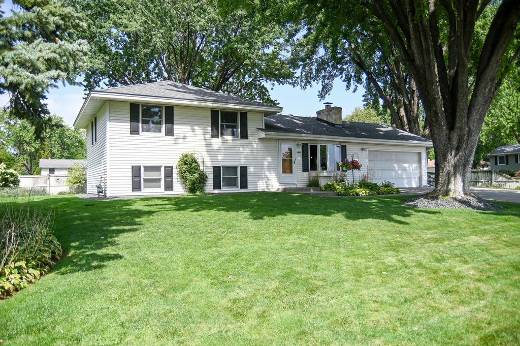 8486 88th Street S, Cottage Grove, MN 55016