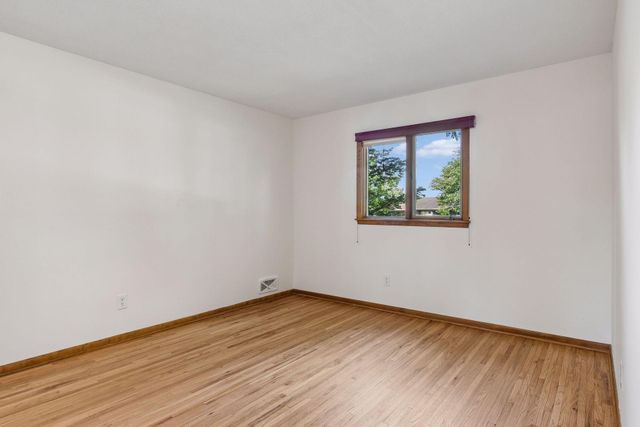3413 Ensign Avenue N, New Hope, MN 55427