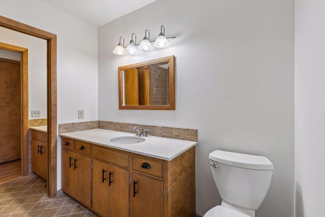 3413 Ensign Avenue N, New Hope, MN 55427