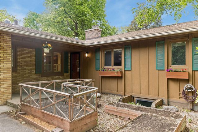 3413 Ensign Avenue N, New Hope, MN 55427