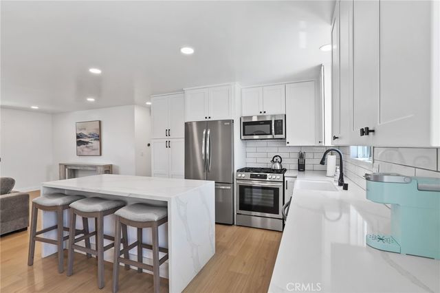 15801 Carrie Lane, Huntington Beach, CA 92647