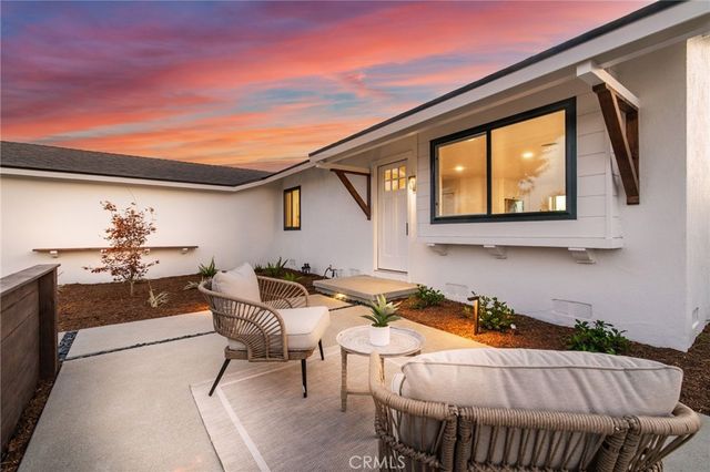 15801 Carrie Lane, Huntington Beach, CA 92647