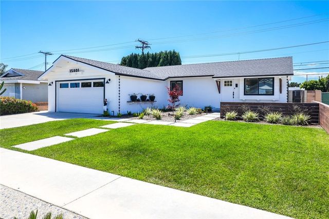 15801 Carrie Lane, Huntington Beach, CA 92647