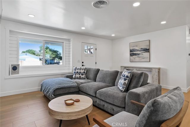 15801 Carrie Lane, Huntington Beach, CA 92647