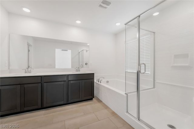 894 Cadence View Way, Henderson, NV 89011