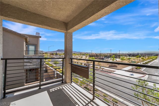 894 Cadence View Way, Henderson, NV 89011