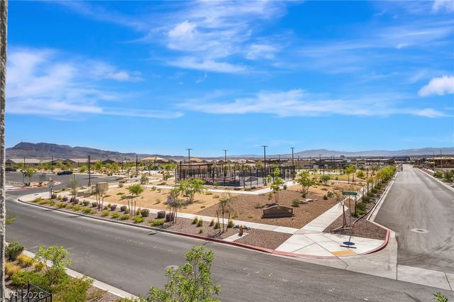 894 Cadence View Way, Henderson, NV 89011