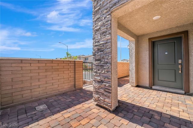 894 Cadence View Way, Henderson, NV 89011