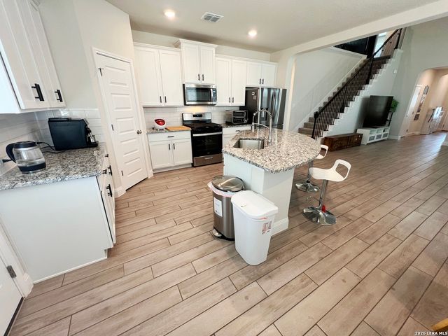 14008 NOLAN FALLS RD, San Antonio, TX 78253