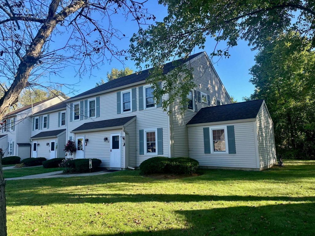 17 Brickyard Rd Unit 12, Essex Junction, VT 05452