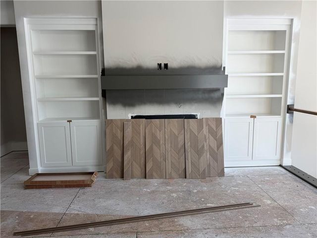 8216 NW 89th Terrace, Kansas City, MO 64153