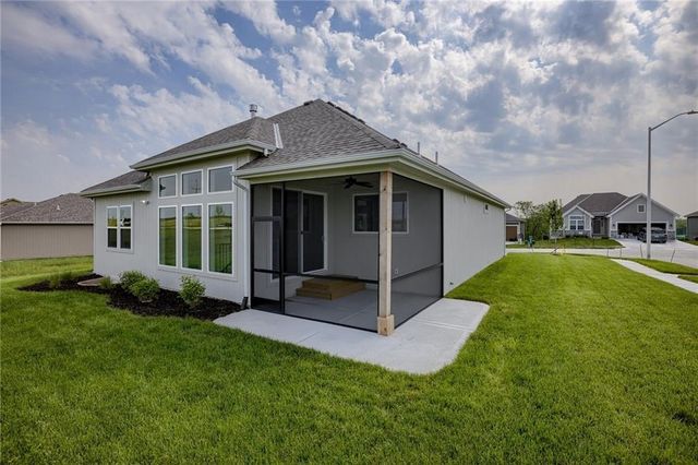 8216 NW 89th Terrace, Kansas City, MO 64153