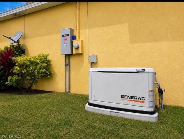 2247 NW 15TH ST, Cape Coral, FL 33993