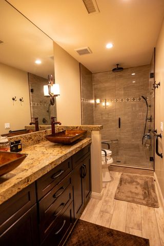 72487 Rolling Knoll Drive, Palm Desert, CA 92260