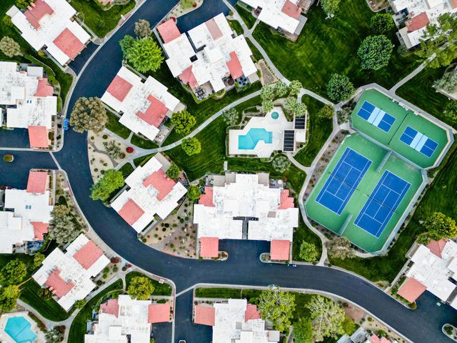 72487 Rolling Knoll Drive, Palm Desert, CA 92260