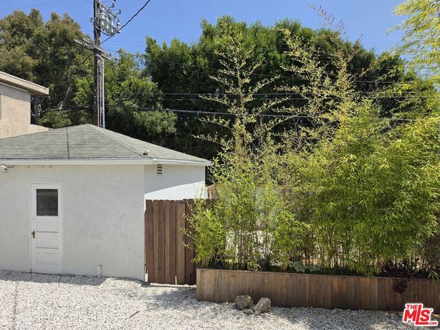 2310 Oak Street, Santa Monica, CA 90405
