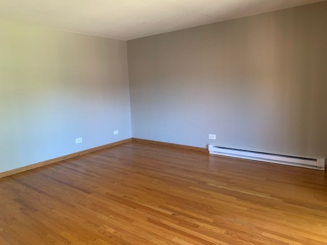 4424 Arbor Circle 3, Downers Grove, IL 60515