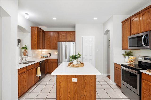 1241 Chattahoochee Drive, Savannah, TX 76227