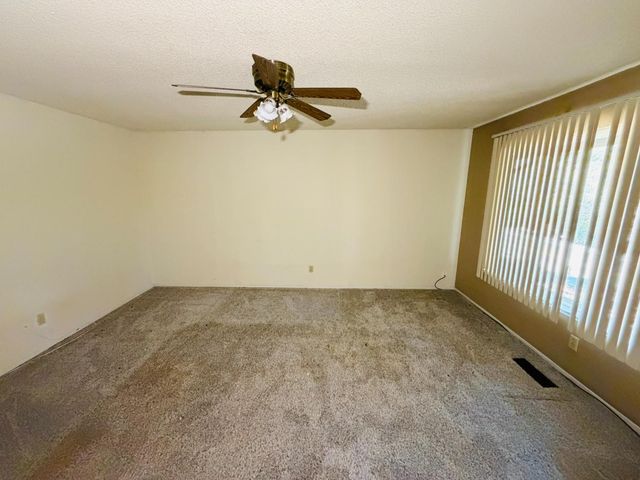 3718 Cambridge Rd, Cameron Park, CA 95682