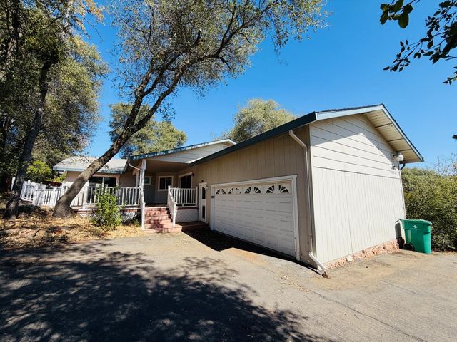 3718 Cambridge Rd, Cameron Park, CA 95682