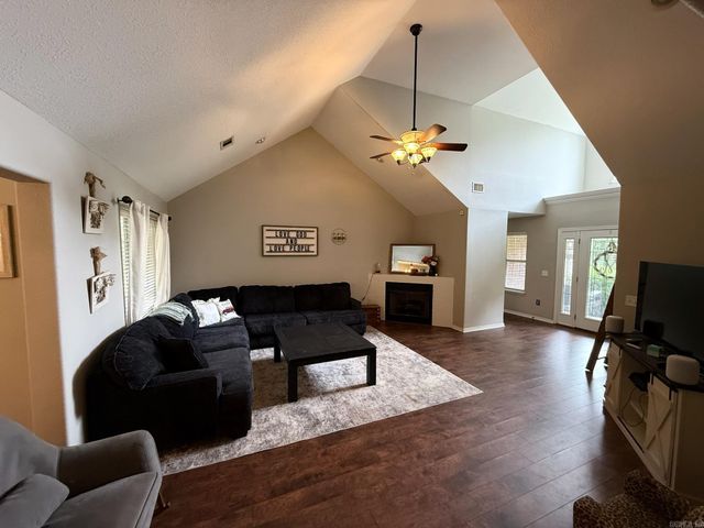 405 Doe Run Street, Nashville, AR 71852