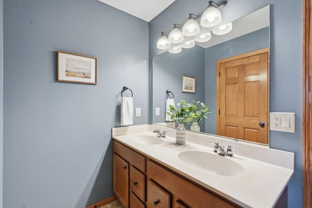 387 Liberty Park Drive, Oregon, WI 53575