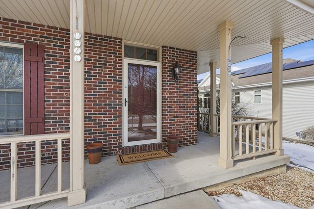 387 Liberty Park Drive, Oregon, WI 53575