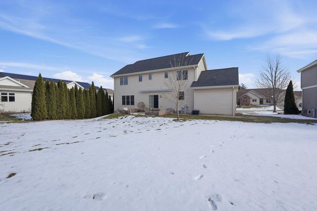 387 Liberty Park Drive, Oregon, WI 53575